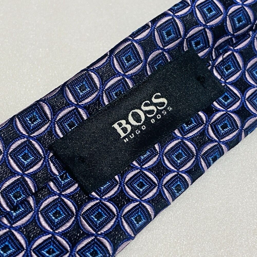 Hugo Boss Mens Silk Tie Navy Purple Lavender Geometric Made in Italy Designer